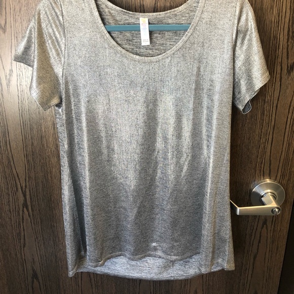 Lularoe EUC fancy classic tee - Picture 1 of 5